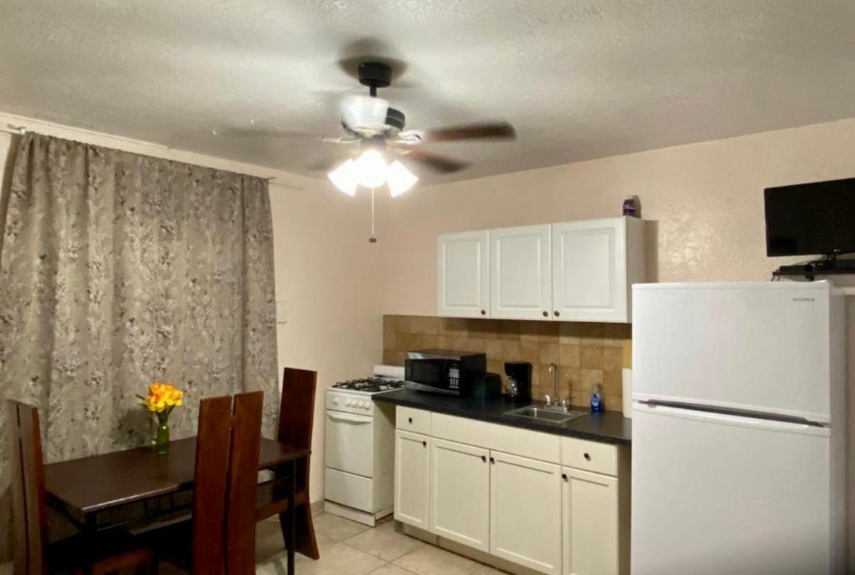 Hallandale Beach Motel With Free Parking And Full Kitchen ! No Extra Fees! Accepting Cash! 외부 사진