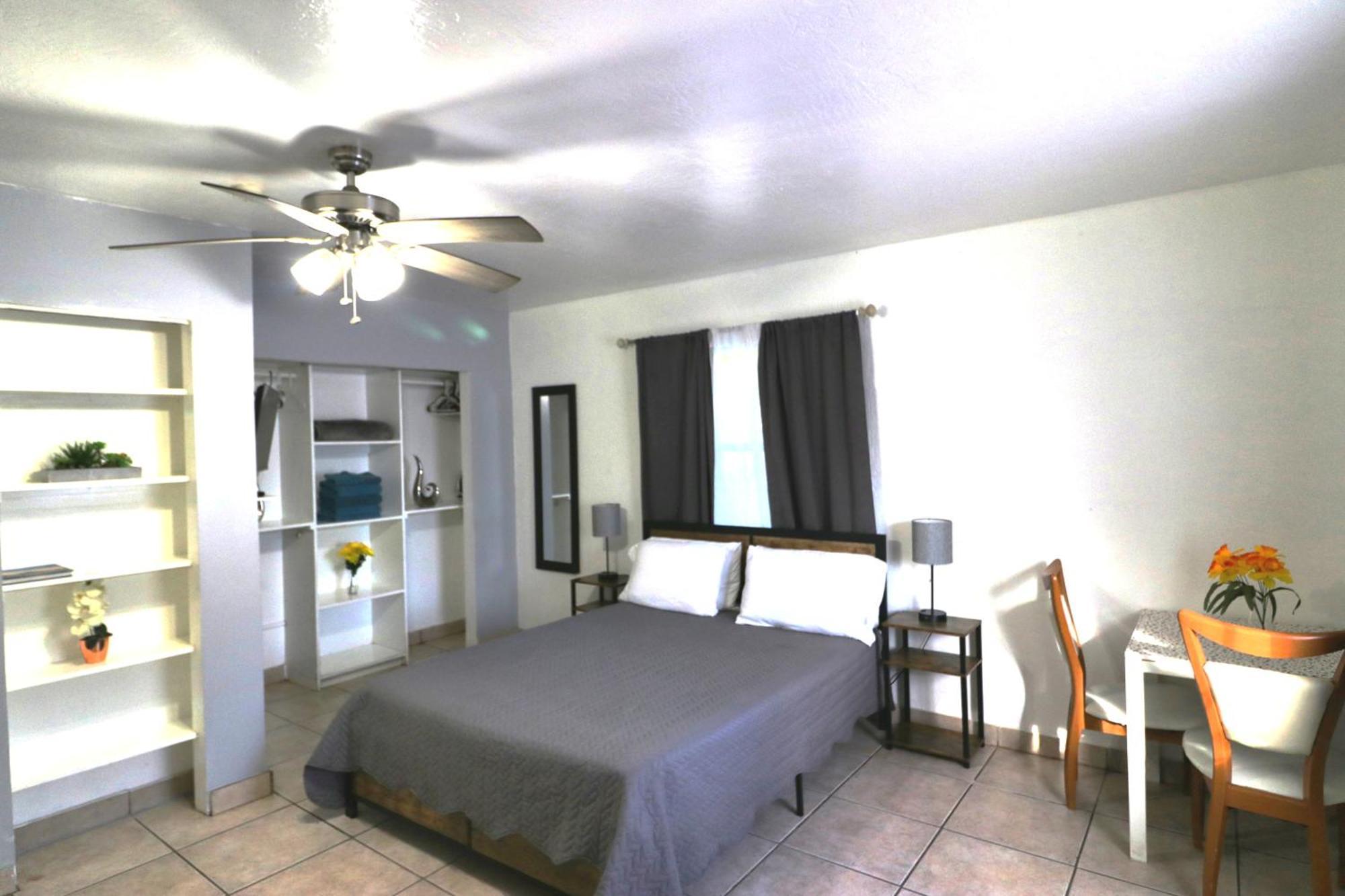 Hallandale Beach Motel With Free Parking And Full Kitchen ! No Extra Fees! Accepting Cash! 외부 사진