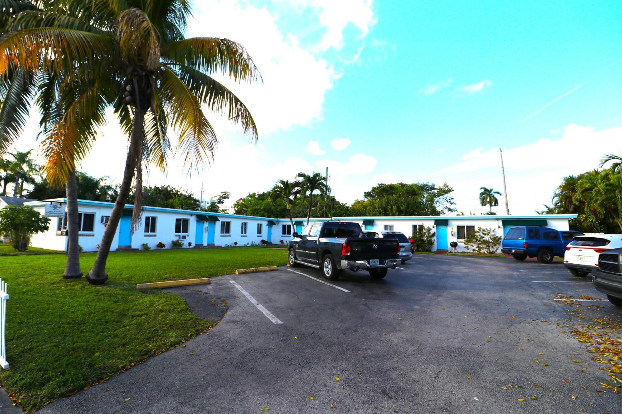 Hallandale Beach Motel With Free Parking And Full Kitchen ! No Extra Fees! Accepting Cash! 외부 사진