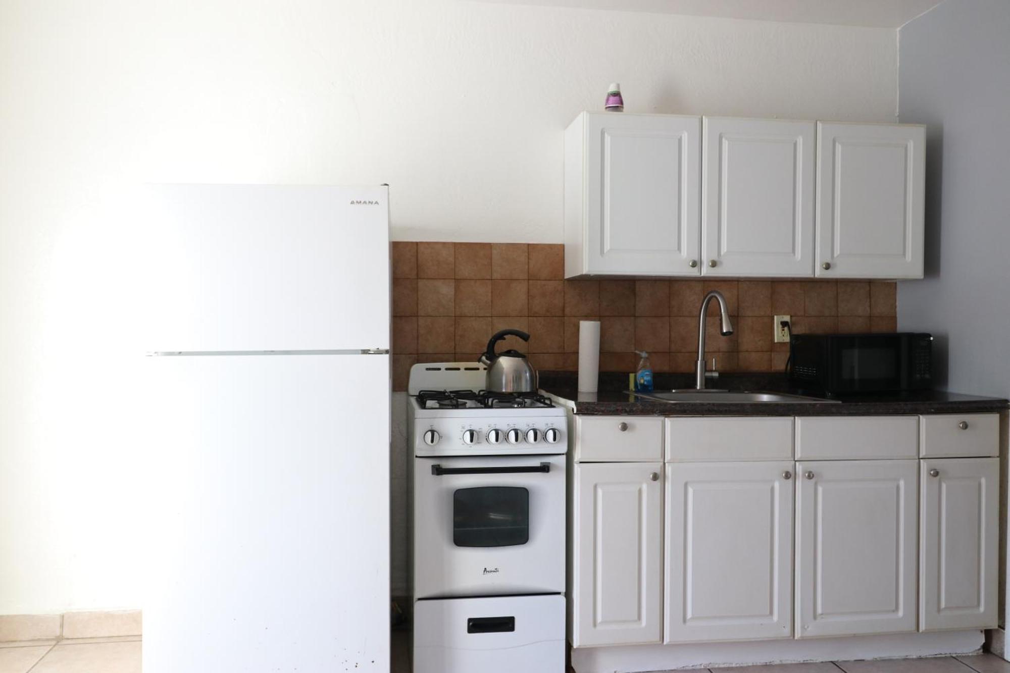 Hallandale Beach Motel With Free Parking And Full Kitchen ! No Extra Fees! Accepting Cash! 외부 사진